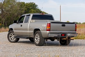 GMC Sierra 2500 Running Boards - Rough Country - HD2 Aluminum - Black - '99-'04